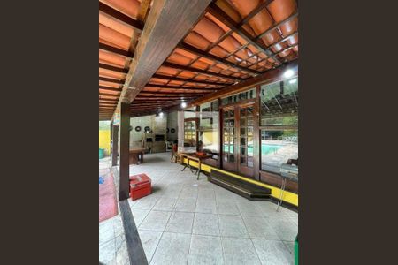 Casa à venda com 5 quartos, 600m² em Santo Antônio, Niterói