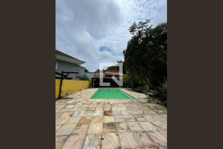 Casa à venda com 5 quartos, 600m² em Santo Antônio, Niterói