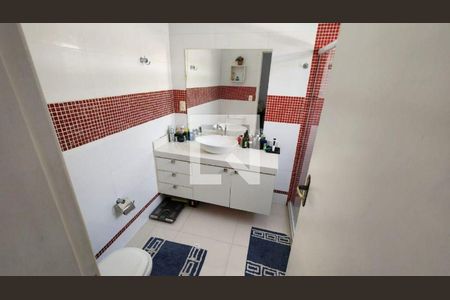 Casa à venda com 5 quartos, 260m² em Piratininga, Niterói