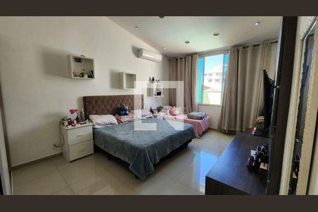 Casa à venda com 5 quartos, 260m² em Piratininga, Niterói