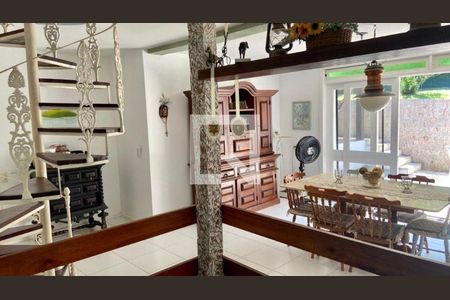 Casa à venda com 5 quartos, 440m² em Santo Antônio, Niterói