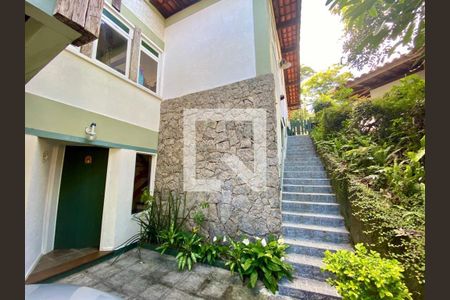 Casa à venda com 5 quartos, 440m² em Santo Antônio, Niterói