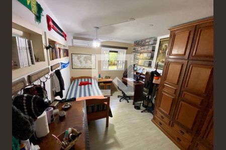 Casa à venda com 5 quartos, 440m² em Santo Antônio, Niterói