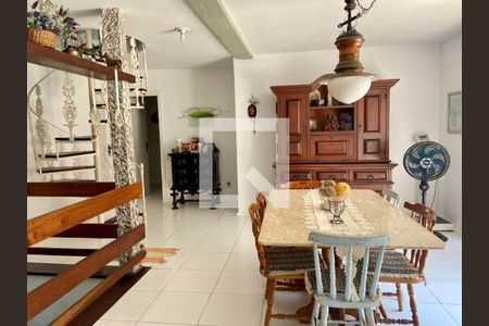 Casa à venda com 5 quartos, 440m² em Santo Antônio, Niterói