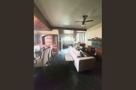 Casa à venda com 4 quartos, 173m² em Piratininga, Niterói