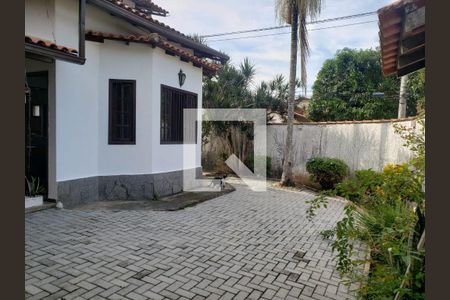Casa à venda com 3 quartos, 135m² em Piratininga, Niterói