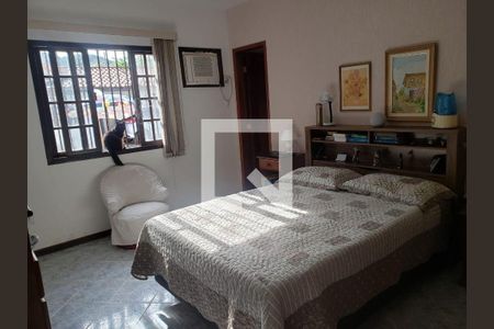 Casa à venda com 3 quartos, 135m² em Piratininga, Niterói