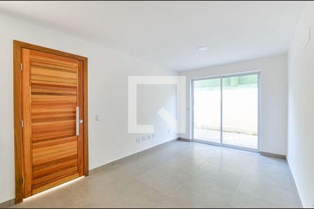 Casa à venda com 3 quartos, 97m² em Cafubá, Niterói