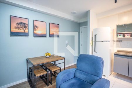 Sala de apartamento para alugar com 2 quartos, 45m² em Piraporinha, Diadema