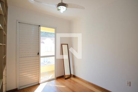 Quarto 2 de casa de condomínio à venda com 5 quartos, 290m² em Vila Carrão, São Paulo