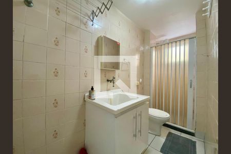 Banheiro de apartamento para alugar com 1 quarto, 40m² em Aviação, Praia Grande