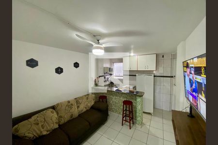 Sala/Cozinha de apartamento para alugar com 1 quarto, 40m² em Aviação, Praia Grande