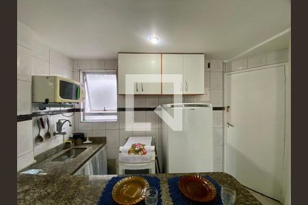 Sala/Cozinha de apartamento para alugar com 1 quarto, 40m² em Aviação, Praia Grande