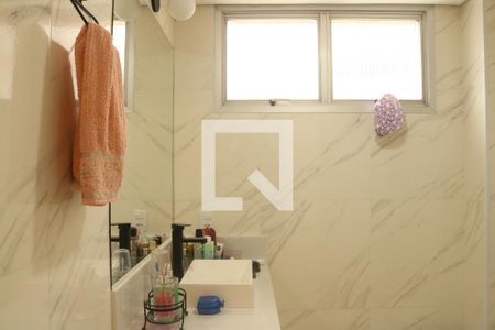 Banheiro da Suíte de apartamento à venda com 2 quartos, 136m² em Perdizes, São Paulo