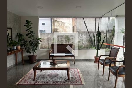 Hall de entrada de apartamento à venda com 2 quartos, 136m² em Perdizes, São Paulo