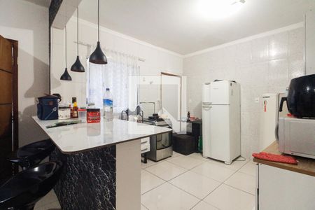 Cozinha de apartamento para alugar com 2 quartos, 85m² em Quarta Parada, São Paulo