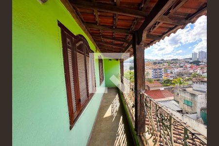 Casa à venda com 5 quartos, 1200m² em Jardim Riacho das Pedras, Contagem