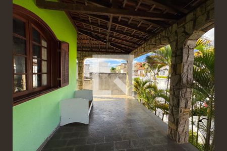 Casa à venda com 5 quartos, 1200m² em Jardim Riacho das Pedras, Contagem