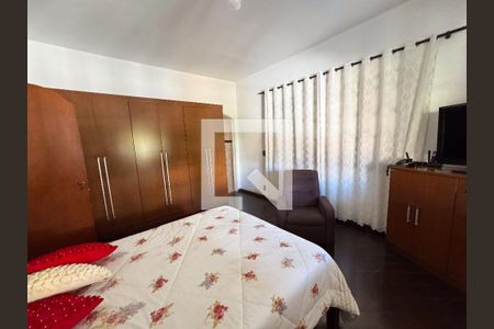 Casa à venda com 5 quartos, 1200m² em Jardim Riacho das Pedras, Contagem