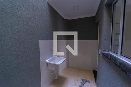 Área de Serviço de casa à venda com 2 quartos, 75m² em Vila Nhocuné, São Paulo