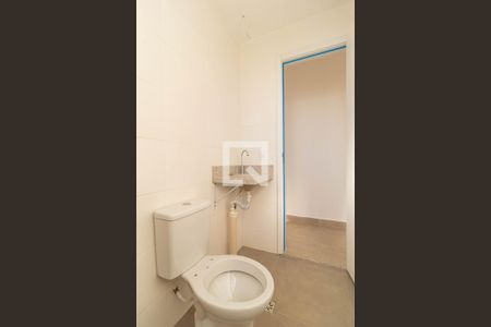 Banheiro de apartamento à venda com 2 quartos, 66m² em Parque Prado, Campinas