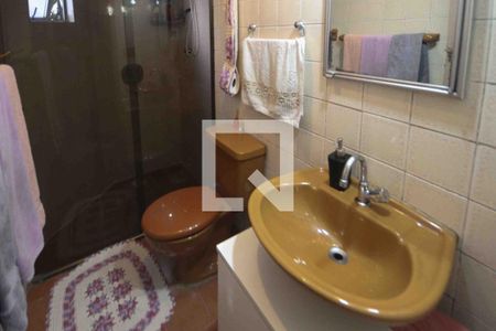Banheiro de apartamento à venda com 2 quartos, 60m² em Vila Ema, São Paulo
