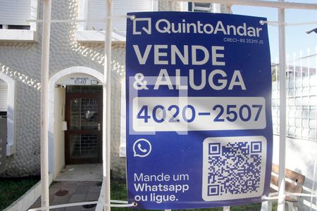 Plaquinha de apartamento à venda com 3 quartos, 120m² em Partenon, Porto Alegre