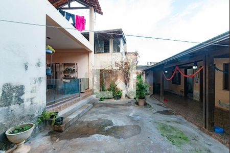Quintal de casa à venda com 3 quartos, 374m² em Havaí, Belo Horizonte