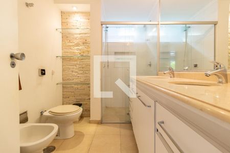 Banheiro de apartamento à venda com 2 quartos, 109m² em Jardim Paulista, São Paulo