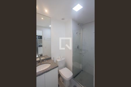 Banheiro de kitnet/studio à venda com 1 quarto, 23m² em Santo Amaro, São Paulo