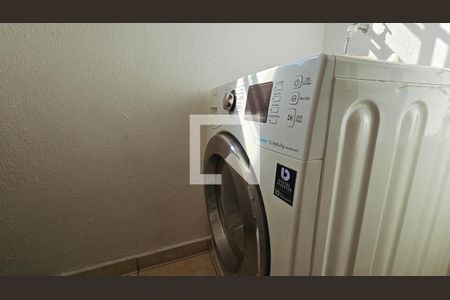 Cozinha e Área de Serviço de apartamento para alugar com 2 quartos, 59m² em Vila Nambi, Jundiaí