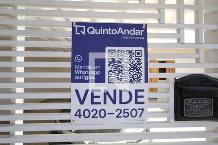 Placa Instalada de casa à venda com 2 quartos, 87m² em Centreville, Santo André