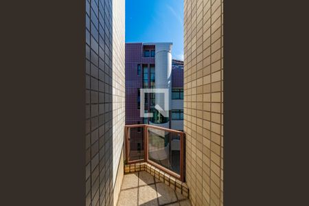 Sacada de apartamento à venda com 3 quartos, 220m² em Buritis, Belo Horizonte