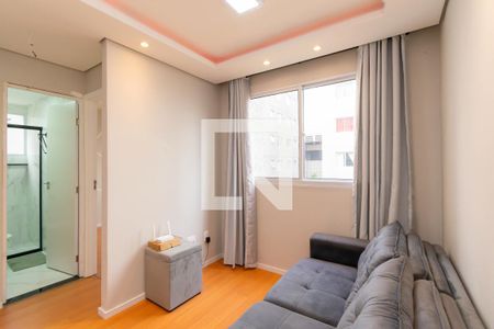 Sala de apartamento para alugar com 2 quartos, 42m² em Parque São Lourenço, São Paulo