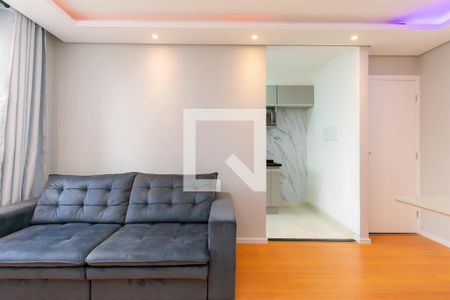 Sala de apartamento para alugar com 2 quartos, 42m² em Parque São Lourenço, São Paulo