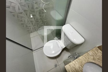 Banheiro de casa de condomínio para alugar com 1 quarto, 29m² em Vila Guilherme, São Paulo