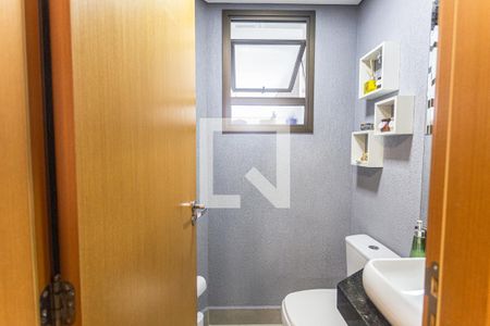 Lavabo de casa à venda com 3 quartos, 112m² em Santa Efigênia, Belo Horizonte