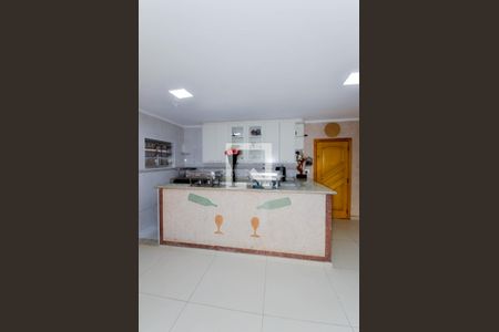Área comum de casa à venda com 4 quartos, 600m² em Vila Rosalia, Guarulhos