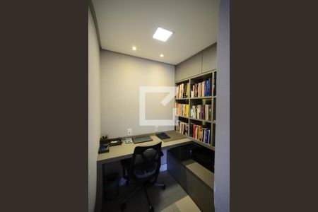 Escritório de apartamento à venda com 3 quartos, 140m² em Jardim da Gloria, São Paulo