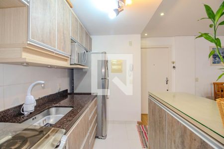 Cozinha de apartamento à venda com 2 quartos, 69m² em Vila Ipiranga, Porto Alegre