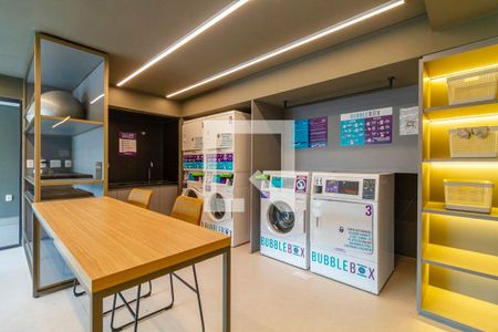 Área comum - Lavanderia de kitnet/studio para alugar com 1 quarto, 27m² em Sumaré, São Paulo