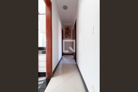 Corredor de apartamento à venda com 3 quartos, 179m² em Planalto, Belo Horizonte