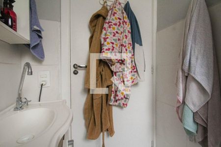 Banheiro de apartamento para alugar com 2 quartos, 41m² em Rio Branco, Canoas