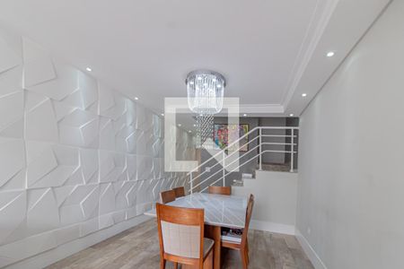Sala de casa de condomínio à venda com 3 quartos, 180m² em Vila Santana, São Paulo
