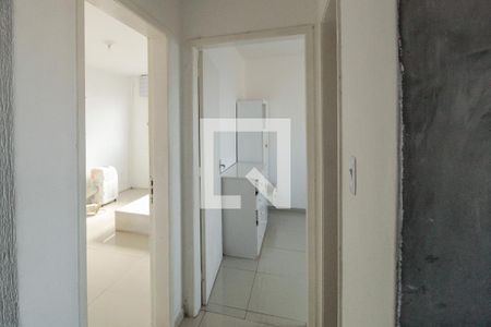 Corredor de apartamento à venda com 2 quartos, 90m² em Rubem Berta, Porto Alegre