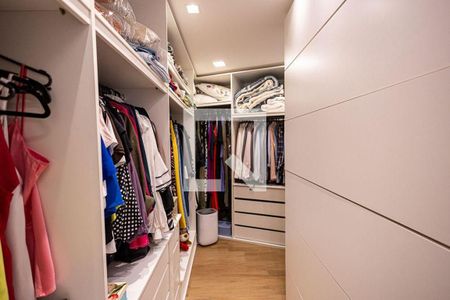 Apartamento à venda com 3 quartos, 140m² em Icaraí, Niterói