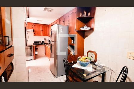 Apartamento à venda com 3 quartos, 130m² em Icaraí, Niterói