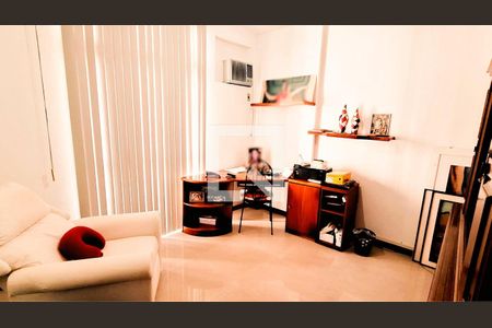 Apartamento à venda com 3 quartos, 130m² em Icaraí, Niterói