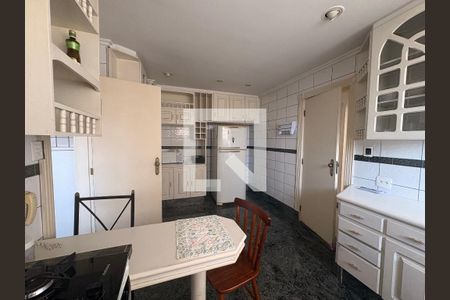 Cozinha de apartamento à venda com 4 quartos, 250m² em Morro dos Ingleses, São Paulo