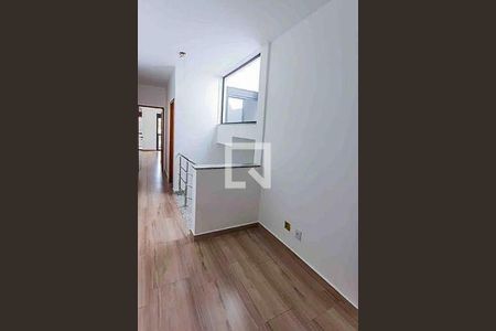 Casa à venda com 3 quartos, 110m² em Jardim Avelino, São Paulo